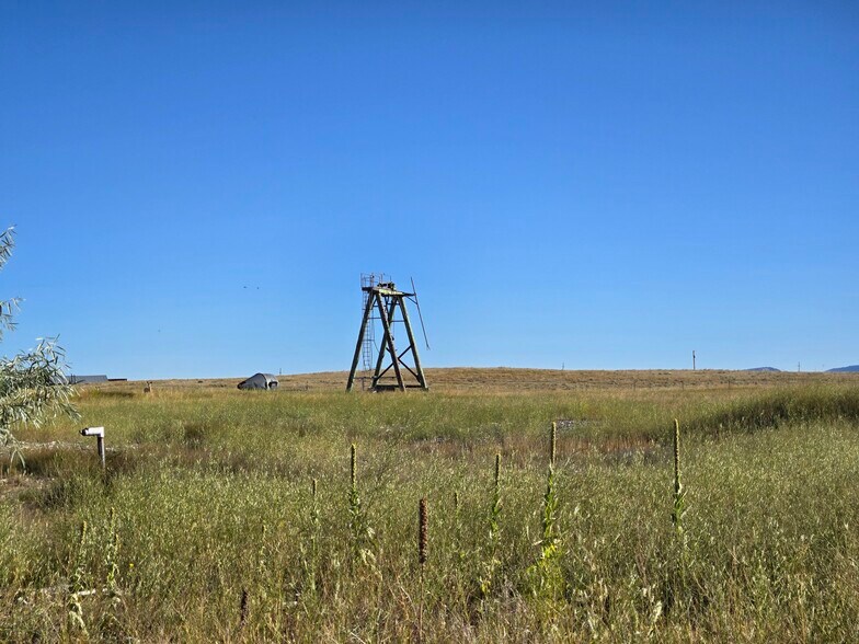 More Photos Of 301 Railroad Ave, Judith Gap Land For Sale
