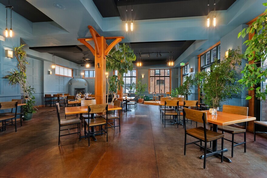 More Photos Of 102 S 1st Ave, Sandpoint Storefront Retail Office For Sale