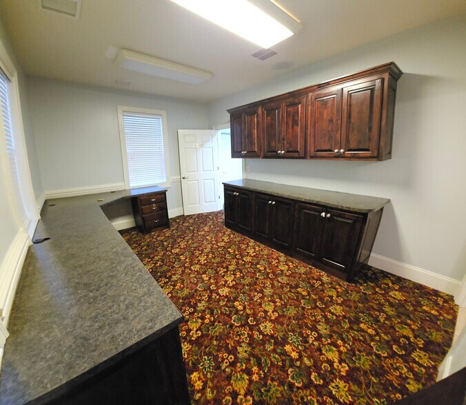 More Photos Of 200 Bratton Dr, Garner Medical For Lease