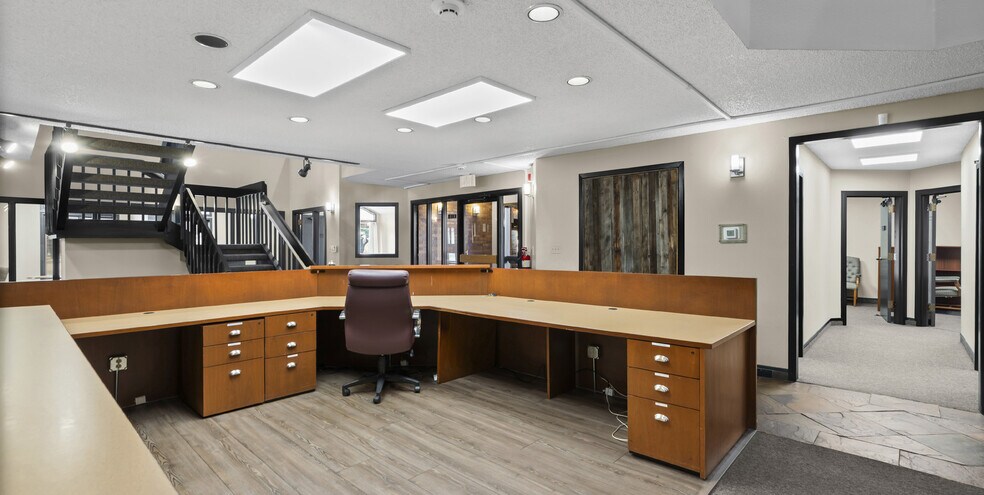 More Photos Of 1401-1405 W 29th St, Loveland Office For Sale