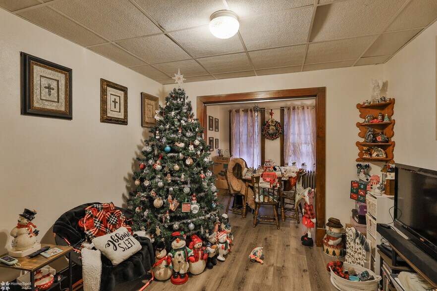 More Photos Of 301 E Bertsch St, Lansford Apartments For Sale