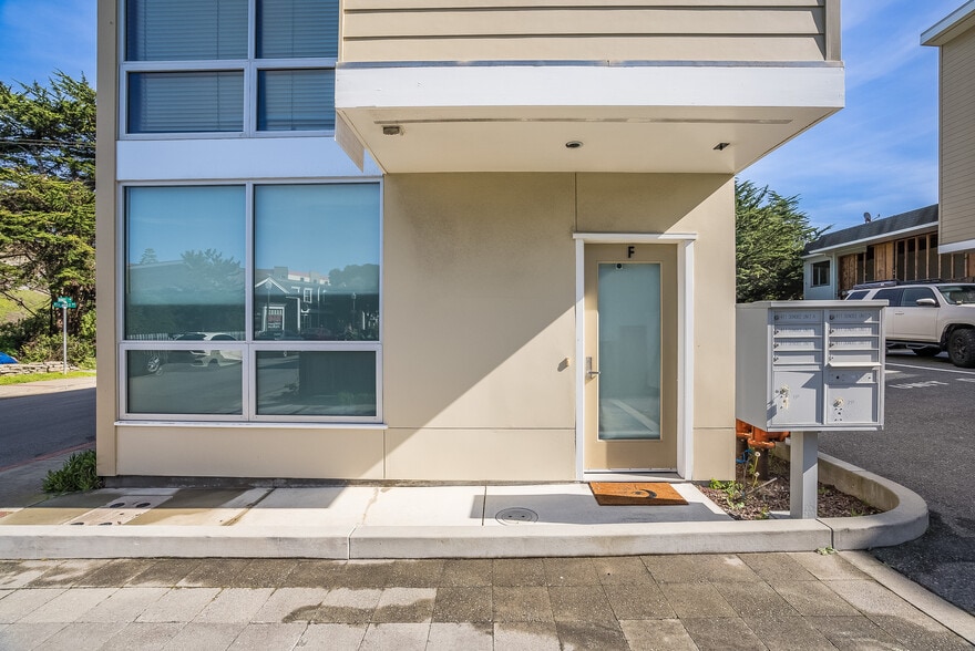 More Photos Of 411 Dondee St, Pacifica Storefront Retail Residential For Lease