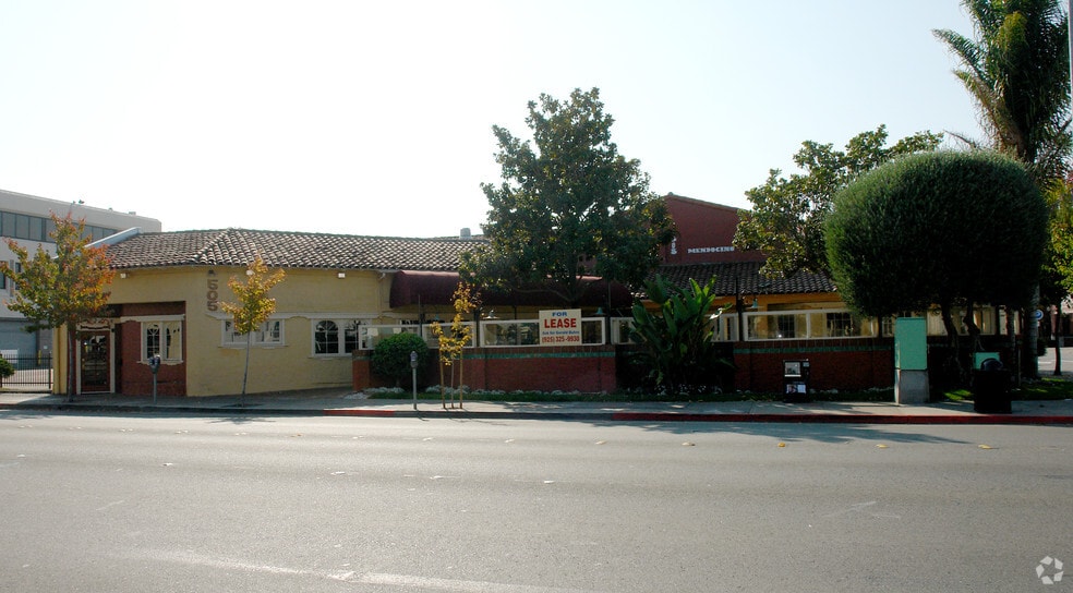 More Photos Of 501-505 Mendocino Ave, Santa Rosa Restaurant For Lease