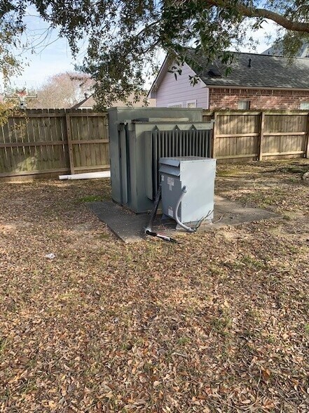 More Photos Of 8377 Picardy Ave, Baton Rouge Medical For Sale