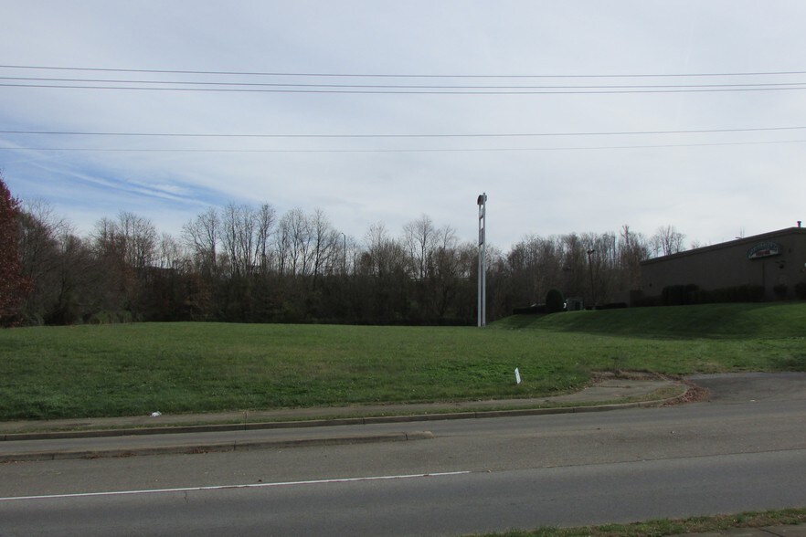 More Photos Of 165 Marketplace, Johnson City Land For Sale