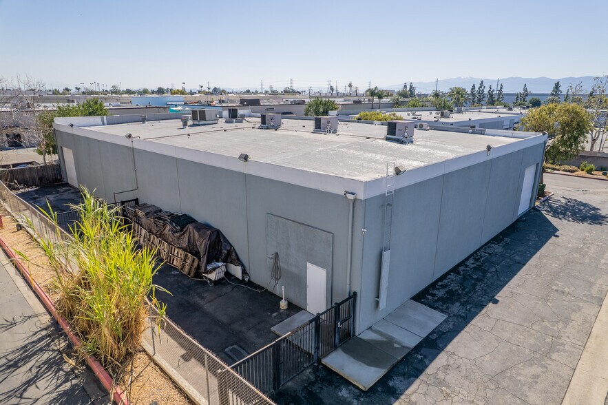 More Photos Of 13611 12th St, Chino Warehouse For Sale