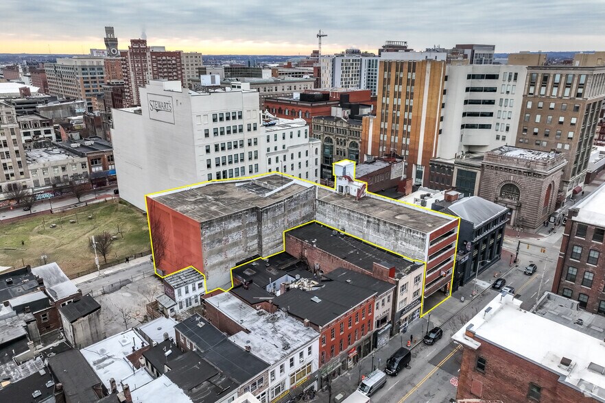 Primary Photo Of 229 W Saratoga St, Baltimore Parking Garage For Sale