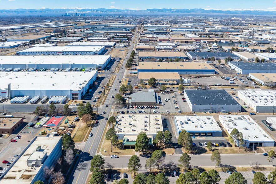More Photos Of 4705 Oakland St, Denver Manufacturing For Sale