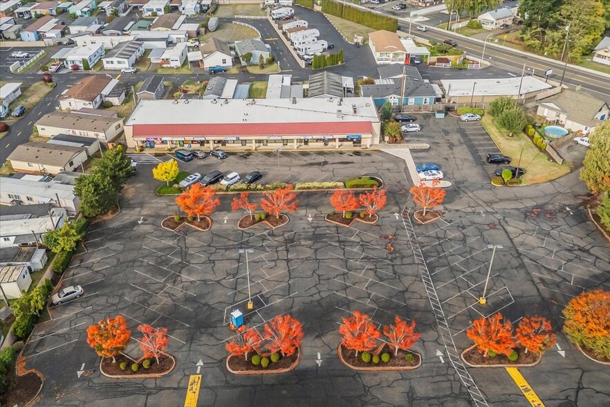 More Photos Of 1241-1261 Harrison Ave, Centralia Storefront For Sale