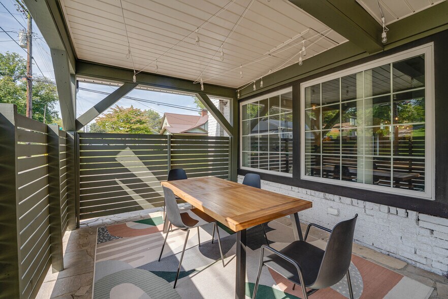 More Photos Of 4301 Washington Pike, Knoxville Office Residential For Sale