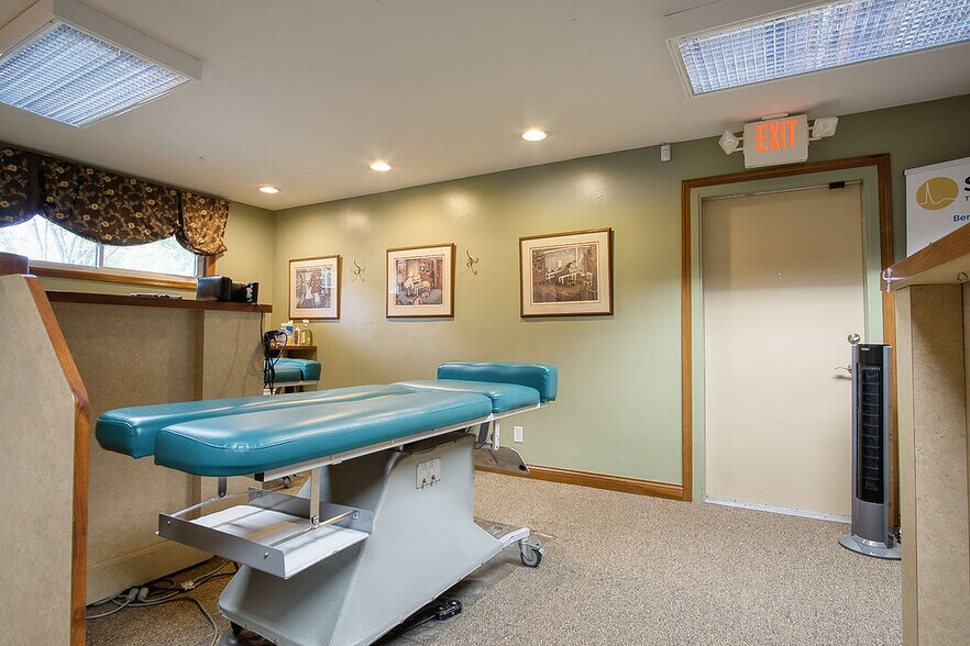 More Photos Of 1654 Mardon Dr, Dayton Medical For Sale