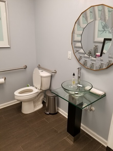 More Photos Of 10405 Old Alabama Connector Rd, Alpharetta Medical For Lease