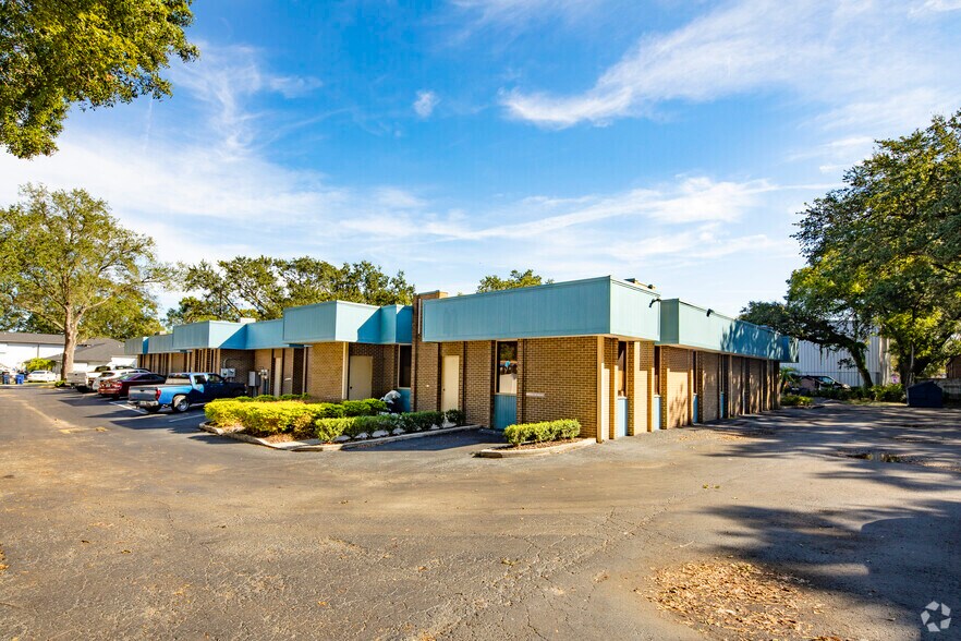 More Photos Of 2506 W Virginia Ave, Tampa Medical For Lease