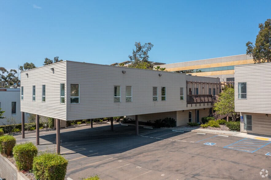 More Photos Of 9373 Hazard Way, San Diego Office For Lease