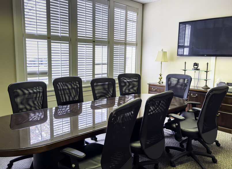 More Photos Of 25 South Court St, Montgomery Office Residential For Sale