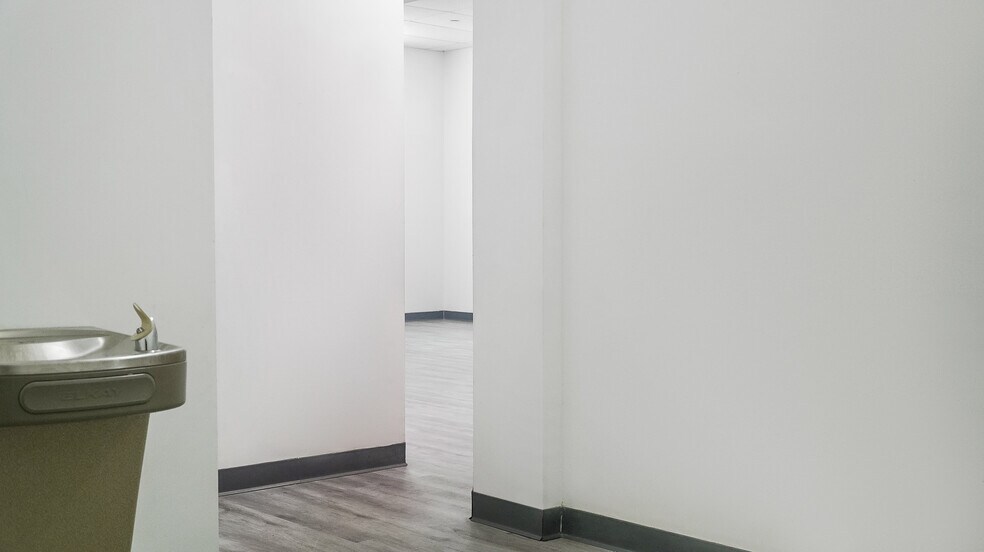 More Photos Of 3660 W Waldo Ave, Bronx Apartments For Lease