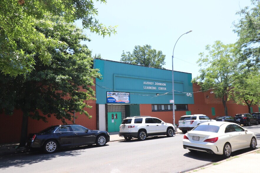 More Photos Of 272 Moffat St, Brooklyn Specialty For Sale