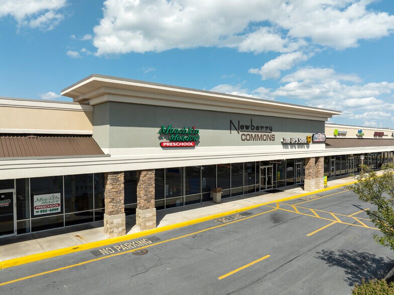 More Photos Of 40 Newberry Commons, Etters Unknown For Lease