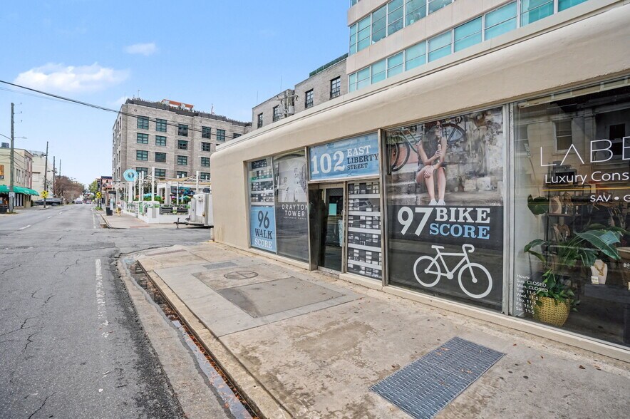 More Photos Of 102 E Liberty St, Savannah Apartments For Lease