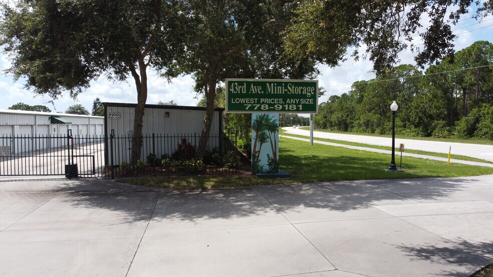 More Photos Of 3100 43rd Ave, Vero Beach Self Storage For Lease