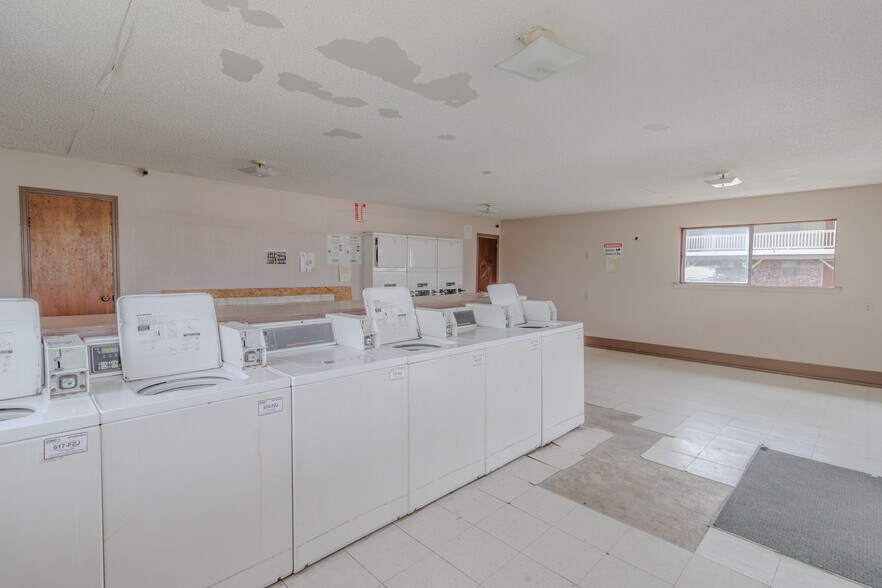 More Photos Of 2095 La Palma St, San Benito Apartments For Sale