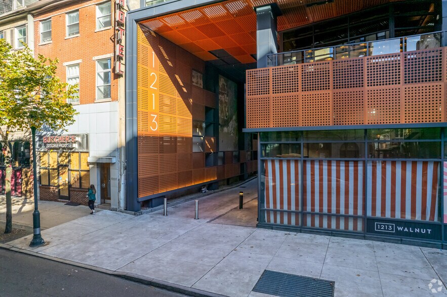 More Photos Of 1213 Walnut St, Philadelphia Apartments For Lease