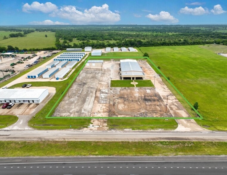More Photos Of 9965 Highway 6, Navasota Auto Dealership For Sale