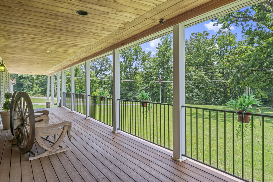 More Photos Of 104 Circle Rd, Newport Manufactured Housing Mobile Home Park For Sale