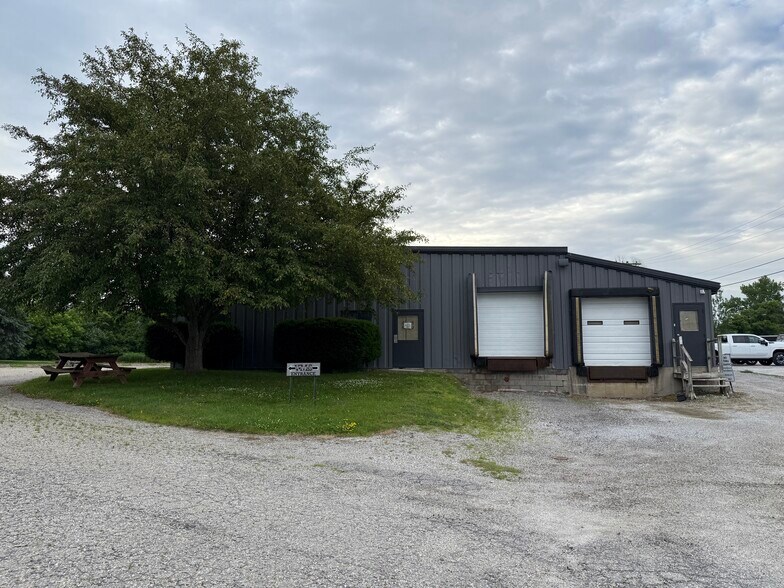 More Photos Of 123 Park St, Rutland Manufacturing For Lease