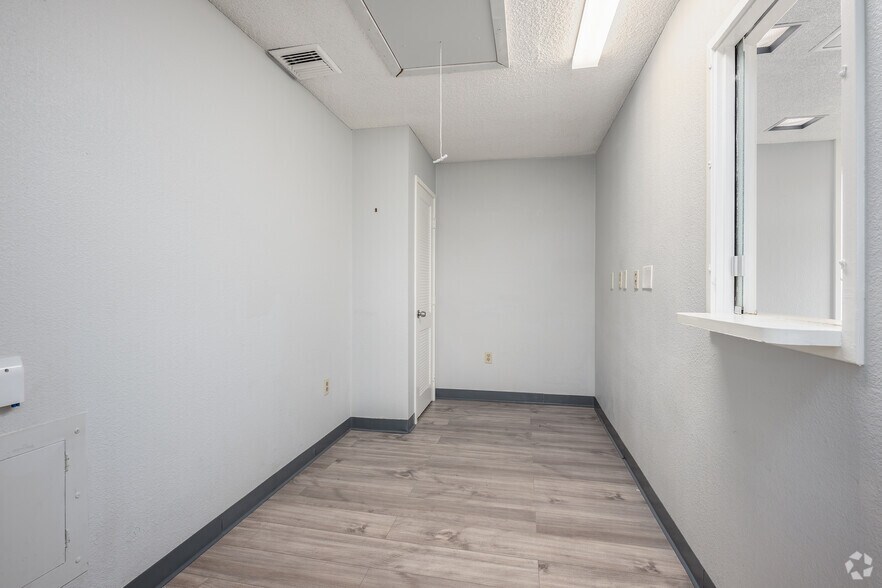 More Photos Of 1355 Florin Rd, Sacramento Medical For Sale