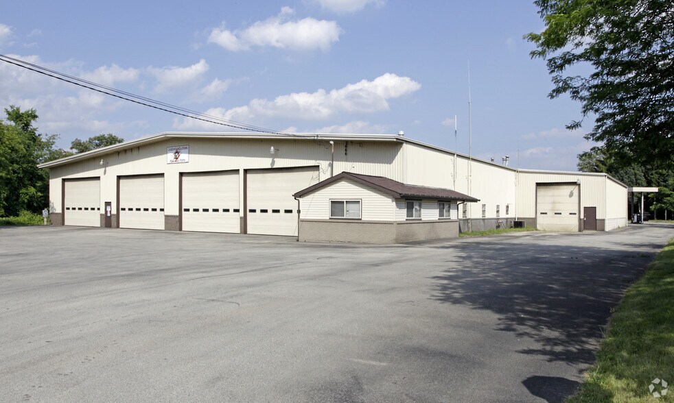 Primary Photo Of 100 Arentzen Blvd, Charleroi Service For Lease