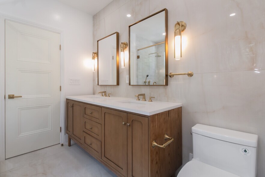 More Photos Of 1718-1726 N Vista St, Los Angeles Apartments For Sale