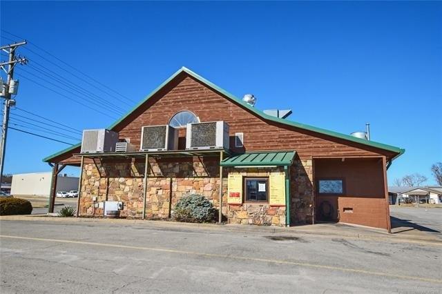 More Photos Of 1403 S Park Hill Rd, Tahlequah Restaurant For Sale