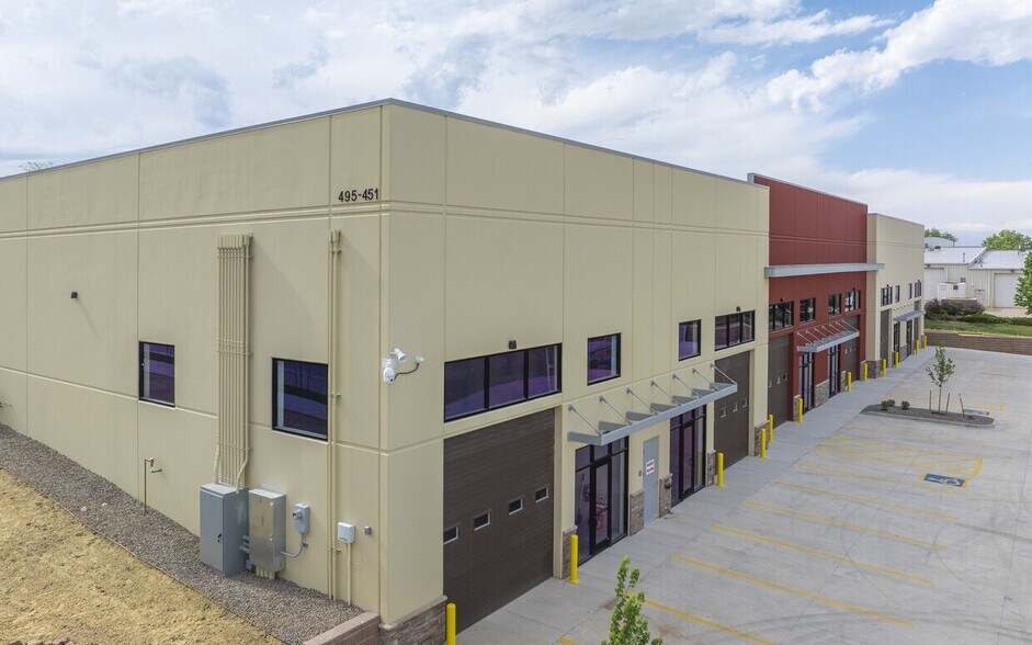 More Photos Of 400 W 66th St, Loveland Warehouse For Sale