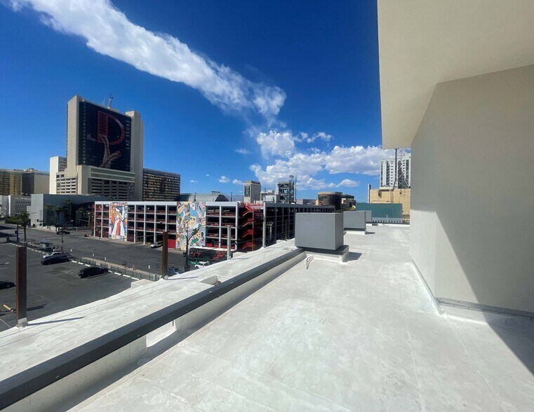 More Photos Of 201 S Las Vegas Blvd, Las Vegas Office For Lease