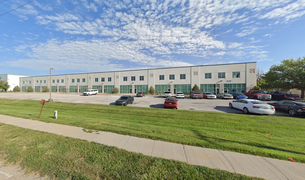 More Photos Of 900 Avenue H, Carter Lake Warehouse For Sale