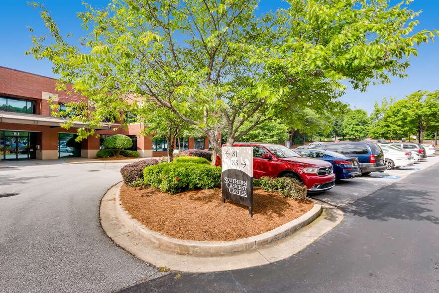 More Photos Of 83 Upper Riverdale Rd SW, Riverdale Medical For Lease