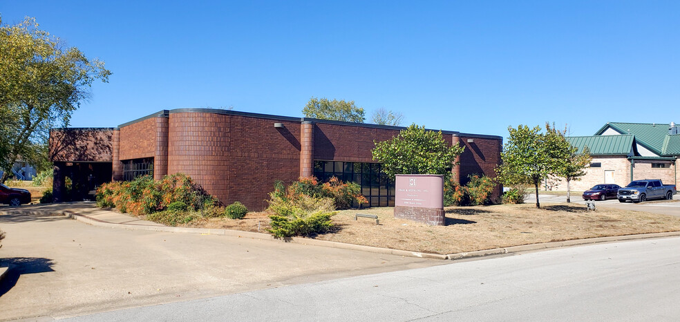 Primary Photo Of 6940 S Utica Ave, Tulsa Office For Sale