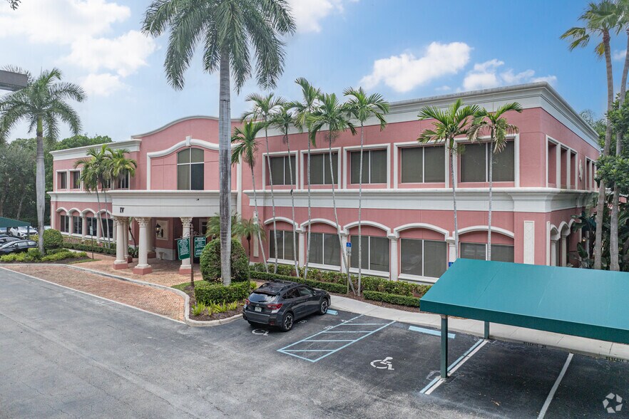 More Photos Of 6274 Linton Blvd, Delray Beach Medical For Lease