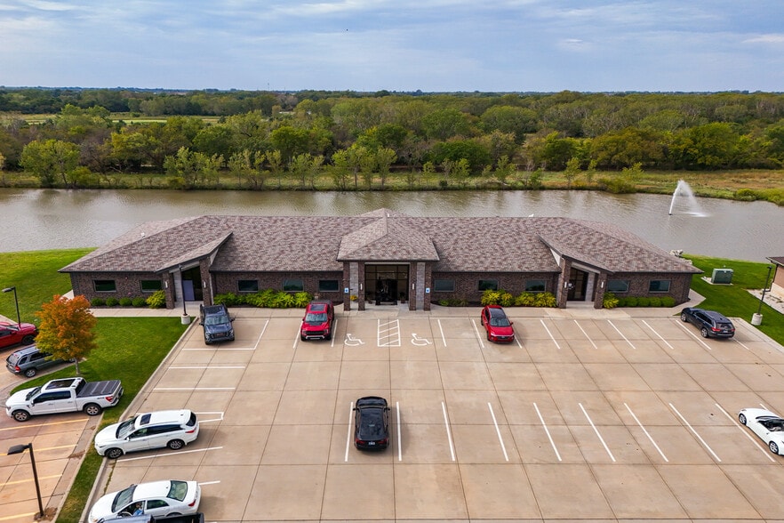 More Photos Of 429 S 119th St W, Wichita Office For Sale