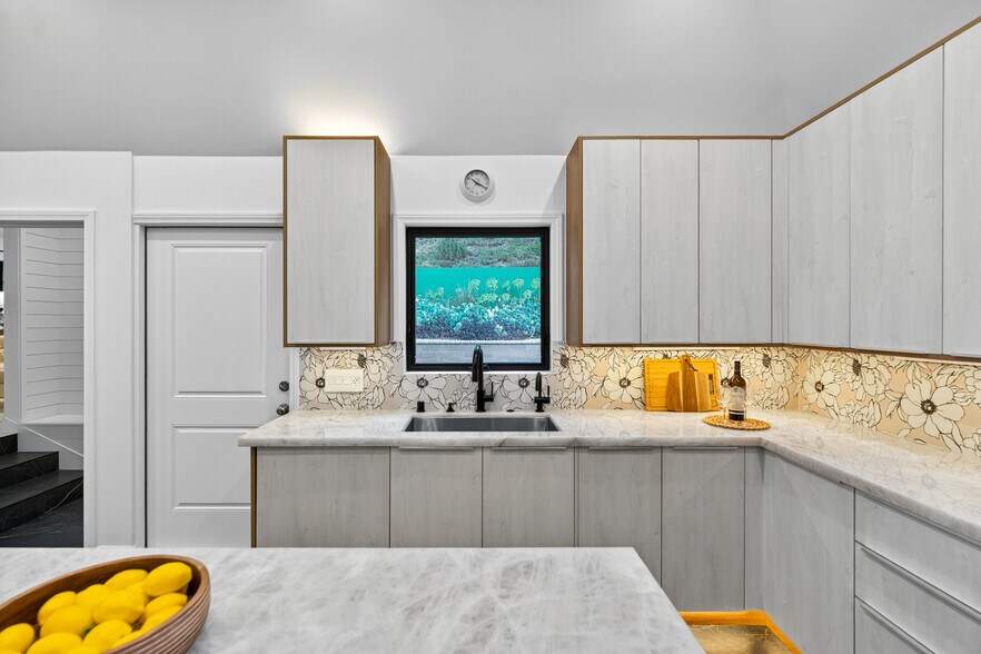 More Photos Of , Tujunga Multifamily For Sale