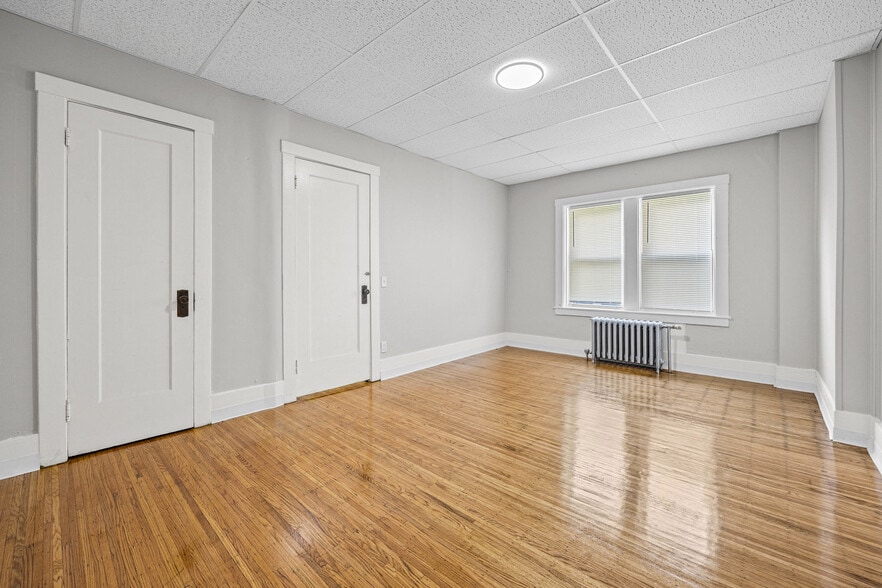 More Photos Of 321 Driving Park Ave, Rochester Apartments For Sale