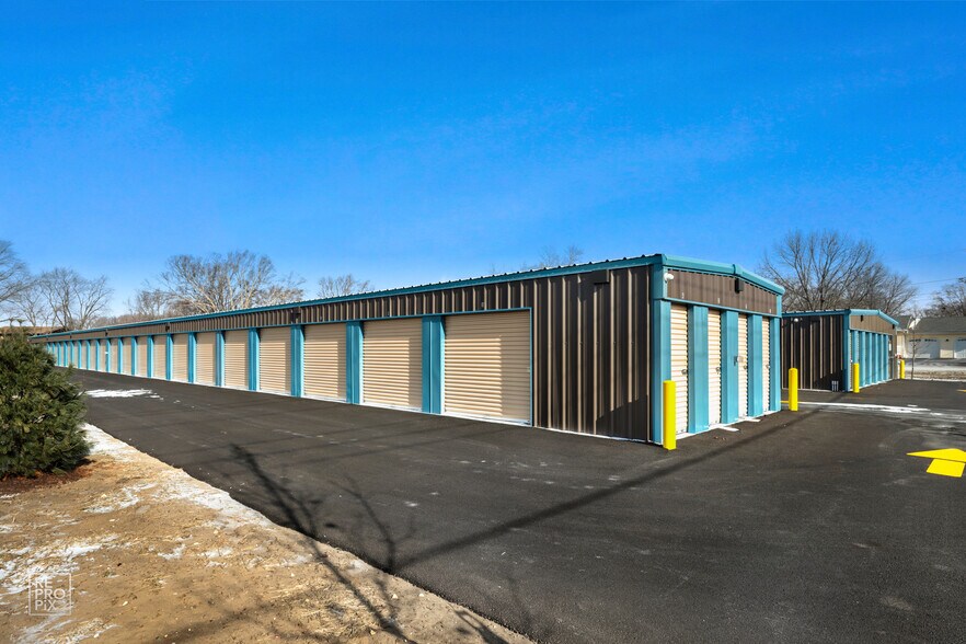 More Photos Of 1120 W Kennedy Rd, Braidwood Self Storage For Sale
