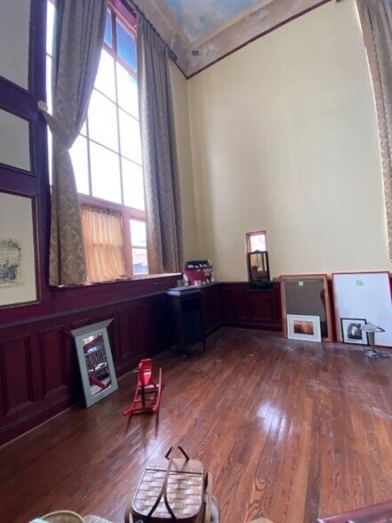 More Photos Of 20-22 Front St, Port Jervis Restaurant For Sale