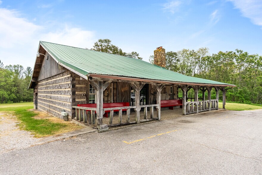 More Photos Of 2350 Squire Boone SW rd, Mauckport General Retail For Lease