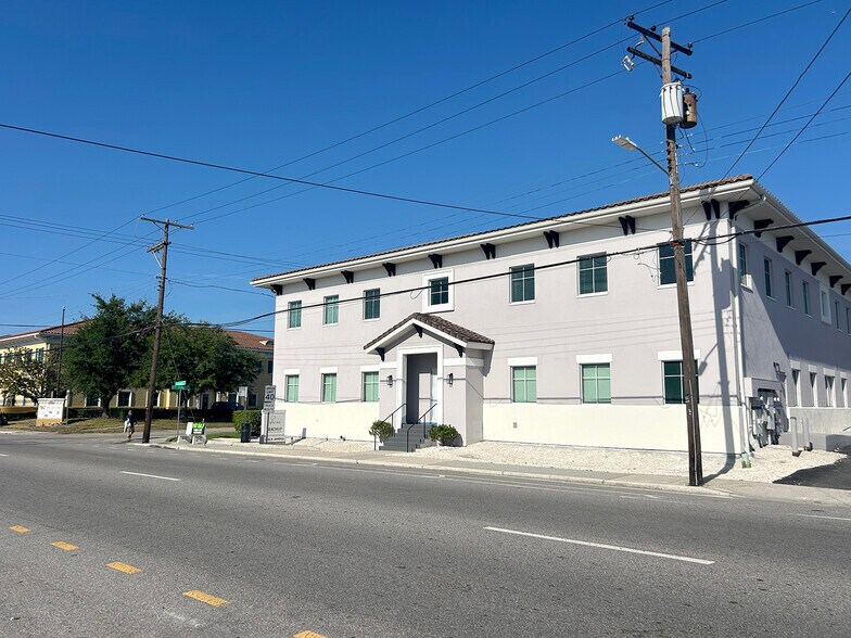 More Photos Of 2902 N Armenia Ave, Tampa Office For Lease