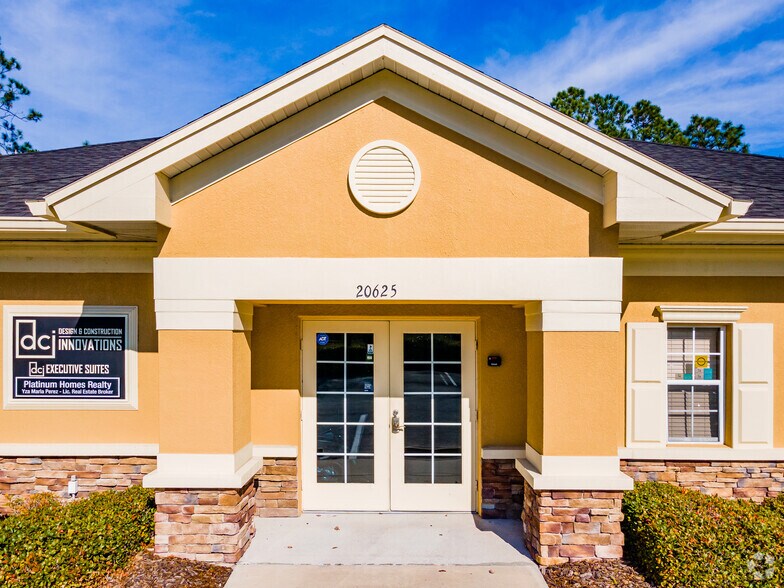 More Photos Of 20625 Amberfield Dr, Land O' Lakes Loft Creative Space For Lease