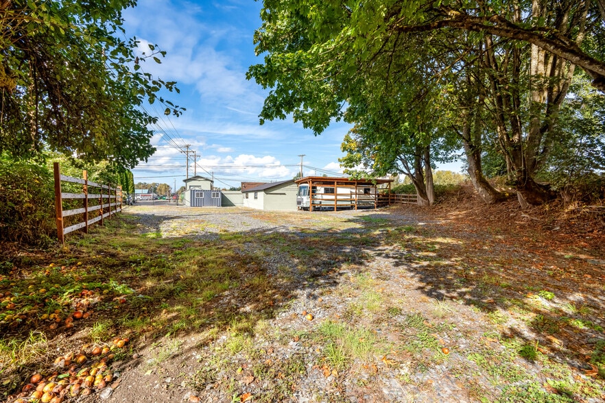 More Photos Of 9813 Airport Way, Snohomish Land For Lease