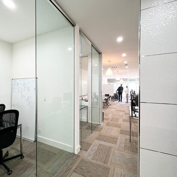 More Photos Of 12-20 N San Mateo Dr, San Mateo Medical For Lease
