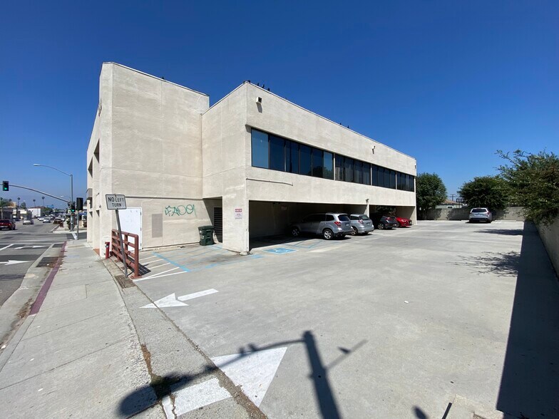 More Photos Of 300 S Garfield Ave, Monterey Park Office For Sale